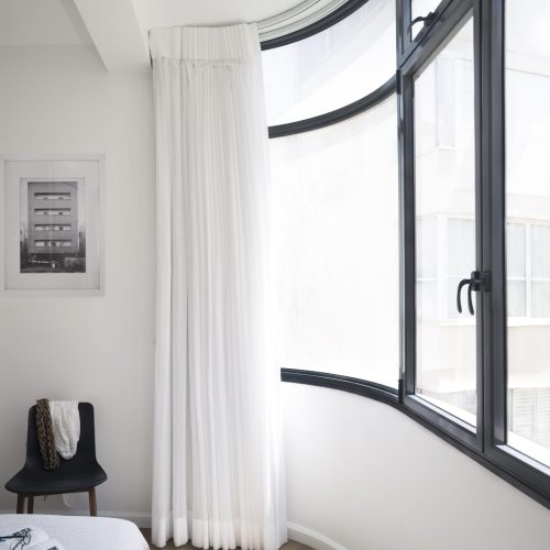 mikaela burstow מיקלה ברסטו